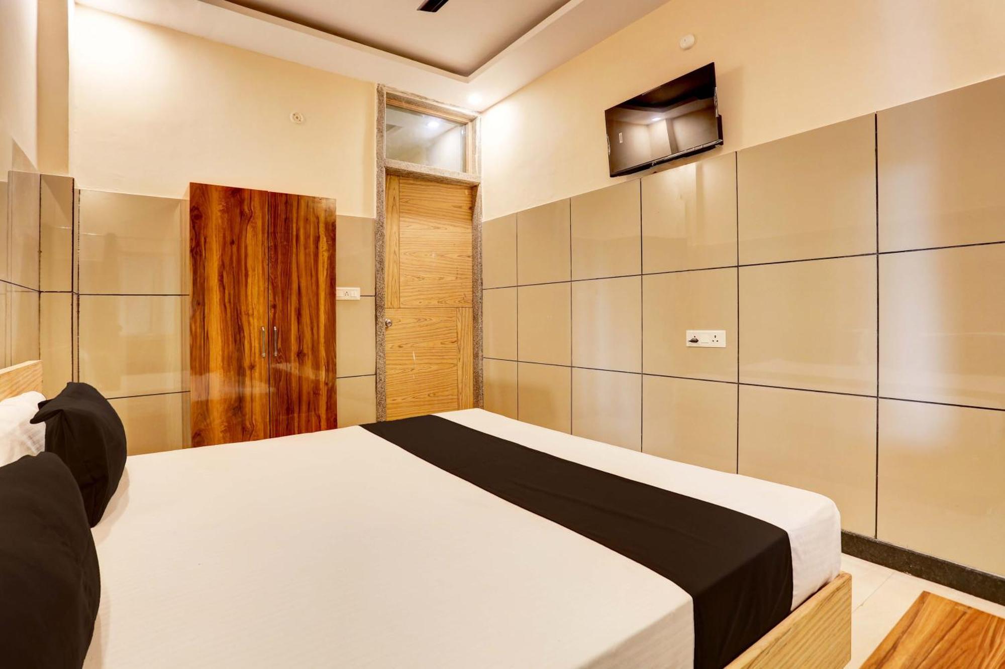 Hotel O 7 Лакхнау Экстерьер фото
